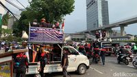 Demo Selesai, Massa Buruh Di Depan Kantor Kemnaker Bubar