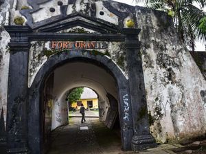 Menyusuri Benteng Peninggalan Belanda di Ternate