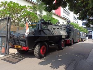 800 Polisi Pagari Kantor Menaker Jelang Demo Buruh