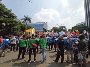 Desak Menaker Cabut Aturan Baru JHT, Buruh Kasih Waktu 2 Minggu!