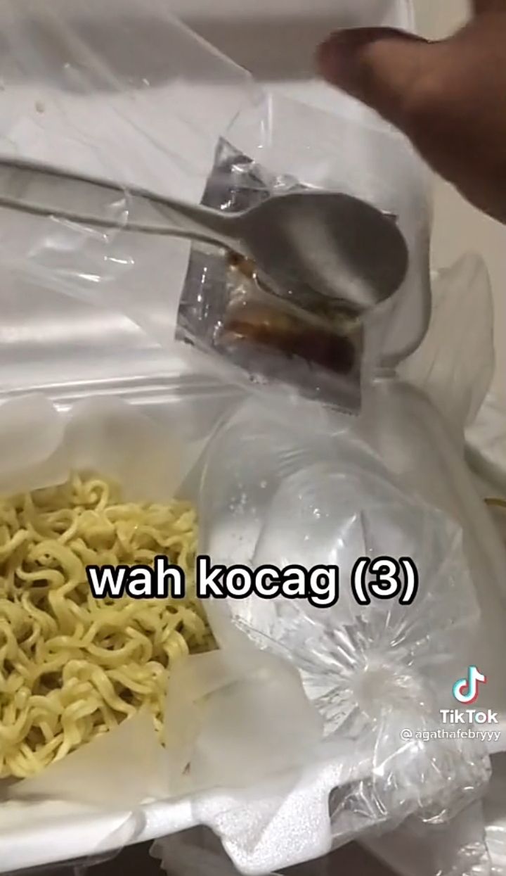 Beli Indomie Rebus, Netizen Ini Diminta Racik Bumbu dan Kuah Sendiri