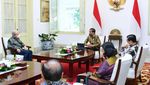 Intip Gaya Jokowi Ngobrol Bareng Petinggi Bank Dunia