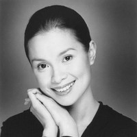 Lea Salonga merupakan penyanyi asal Filipina yang populer di era 90-an. Dia merilis album di bawah label Atlantic Records, menjadikannya penyanyi Filipina yang menandatangani kontrak kerja sama dengan label rekaman internasional. Foto: Instagram/@msleasalonga
