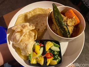 Mantap! Shakshouka hingga Kare Ayam Timur Tengah yang Terjangkau