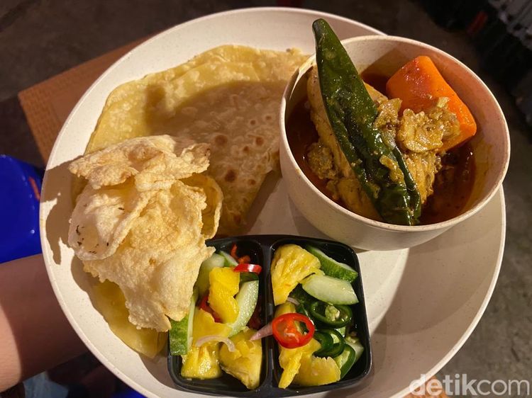 Mantap! Shakshouka hingga Kare Ayam Timur Tengah yang Terjangkau