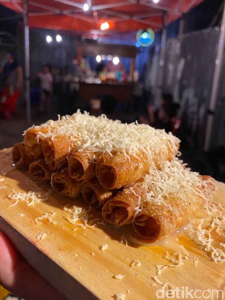 Little Doha : Sedapnya Shakshouka dan Kare Ayam ala Timur Tengah Ekonomis
