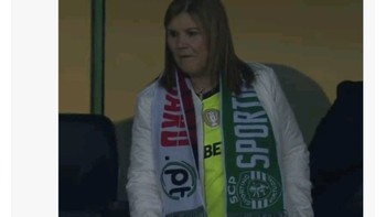 Ibu Cristiano Ronaldo sepertinya lebih suka melihat City dibanding anaknya di Manchester United. Foto: Twitter