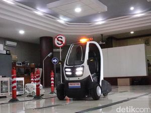 Keren! Mobil Listrik Tanpa Pengemudi Ini Diracik di Bandung