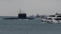 Pergerakan militer Rusia sedang diteliti dengan cermat karena memicu kekhawatiran adanya agresi terhadap Ukraina.  