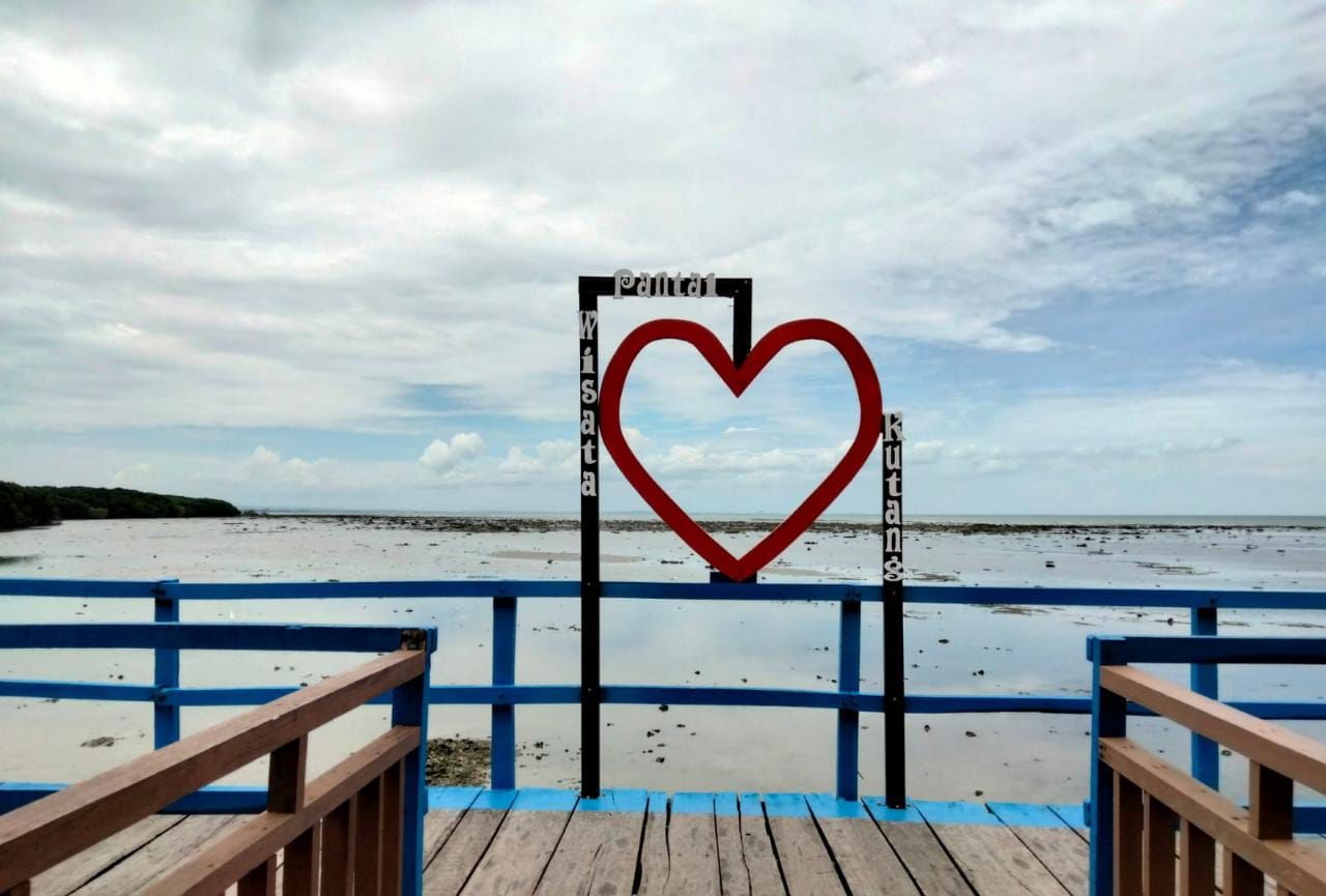 pantai kutang lamongan-tuban