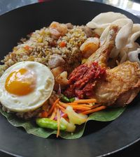 Pecinta Nasi Goreng? Wajib Kunjungi 11 Tempat Ini, Ada Di Bogor Hingga ...