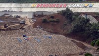 Menteri PUPR Basuki Hadimuljono mengatakan, Bendungan Sukamahi dan Ciawi merupakan dry dam yang memang khusus dibangun untuk mengendalikan atau untuk pengendali banjir saja. Sebagai bendungan kering, maka pengoperasiannya akan berbeda dengan bendungan lain, di mana kedua bendungan ini baru akan digenangi air pada musim hujan. Sementara pada musim kemarau bendungan ini kering.  