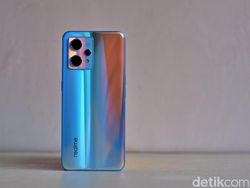 Unboxing Realme 9 Pro Plus, HP Rp 4 Jutaan Mengunggulkan Kamera