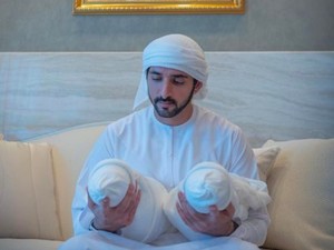 Pangeran Tampan Dubai Pamer Foto Anak Kembar, Identitas Istri Bikin Penasaran