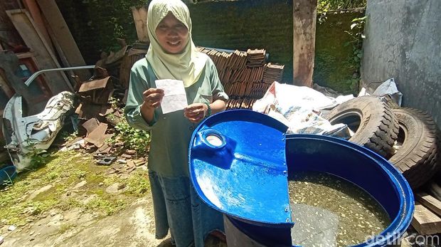 Warga Cendono, Kudus tertipu minyak goreng palsu, Rabu (16/2/2022).