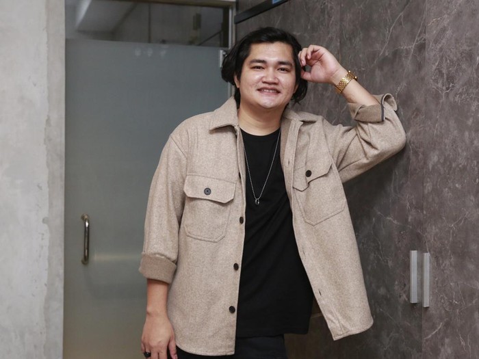 Kisah kehidupan Angga Candra, pelantun lagu Sampai Tutup Usia.