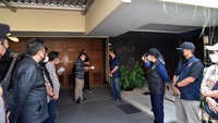 Aset yang disita berupa tanah beserta bangunan di atasnya seluas 724 m2 yang terletak di Jalan Pandeglang No 20, Kelurahan Menteng, Kecamatan Menteng, Jakarta Pusat, dan tanah beserta bangunan di atasnya seluas 1.658 m2 yang terletak di Jalan Matraman Raya No. 71, RT 012/RW 004, Kelurahan Pal Meriam, Kecamatan Matraman, Jakarta Timur.