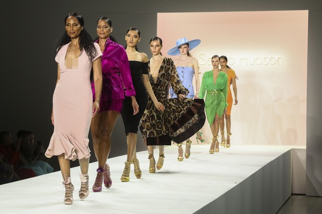 “Setelah aku mengambil latihan berjalan. Aku merasa baik-baik saja. Ini sangat luar biasa, pengalaman yang indah,” akunya, seperti dikutip dari AP. Foto: dok. AP