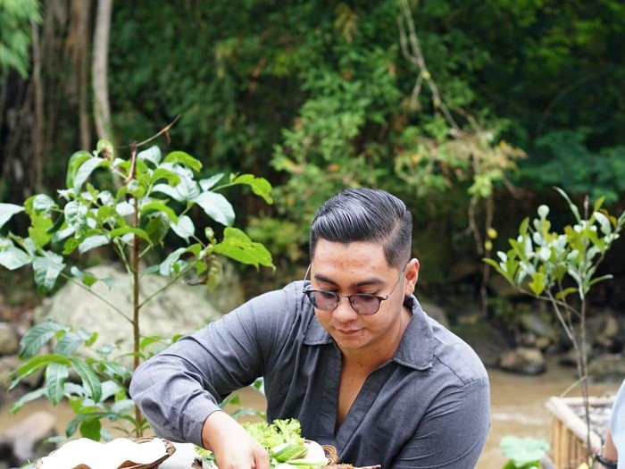 Bobby Firadus admin @jajanangarut.