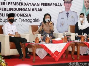 Menteri PPPA Apresiasi Sekolah Perempuan Trenggalek