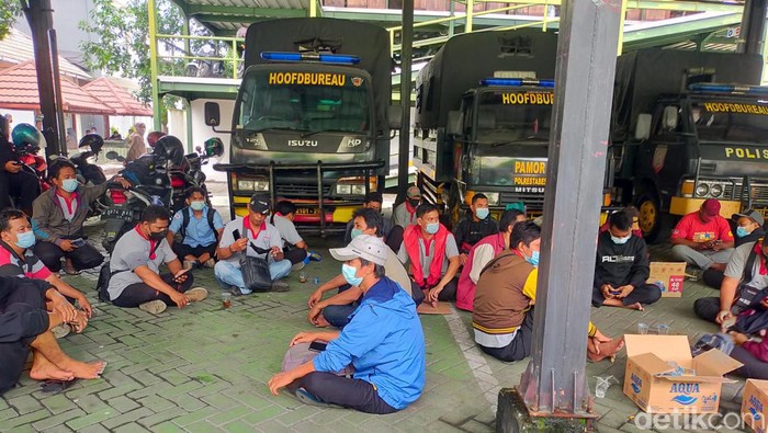 demo buruh