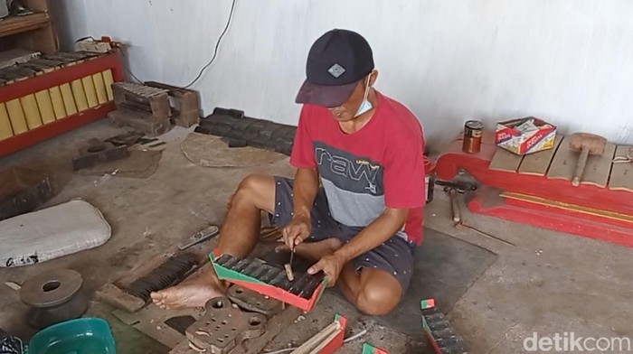 gamelan mainan pasuruan
