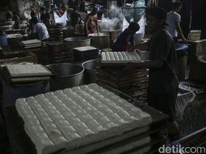 Perhatian Ibu-ibu! Perajin Tahu dan Tempe Mogok Produksi Mulai Hari Ini
