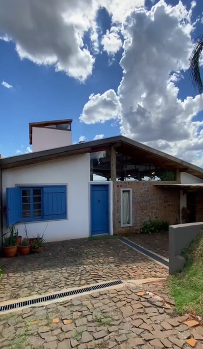 Bagaimana menurut kalian rumah ini? Jadi pengin punya juga gak? (Foto: Instagram/Terra e Tuma Arq)