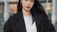 Cantik, muda dan berbakat tampaknya cocok untuk menggambarkan sosok Laura Basuki. Totalitasnya saat berakting patut diacungi jempol. Foto: Instagram/laurabas