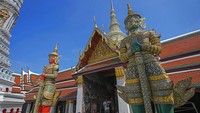 Dalam pengumuman ORST, Krung Thep Maha Nakhon akan menjadi nama resmi bagi ibu kota Kerajaan Thailand. Namun demikian, nama Bangkok akan tetap dimasukkan dengan ditempatkan dalam tanda kurung.