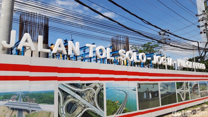 Proyek pembangunan jalan tol Jogja-Solo di Banyudono, Boyolali.