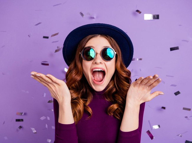 Close up photo of lovely, vintage student shouting isolated over purple background
