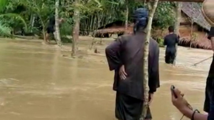 Wilayah Kampung Cijahe, Baduy Luar dilanda banjir