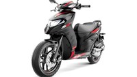 Pertama dari segi desain, Aprilia SR 160 memiliki desain unik khas skutik Eropa. Motor ini mengusung desain bodi dengan lekukan-lekukan tajam, di bagian depan tampak memiliki model paruh seperti motor-motor touring. Yang unik dari motor ini, lampu sein diletakkan terpisah di bagian setang. Foto: Dok. Aprilia