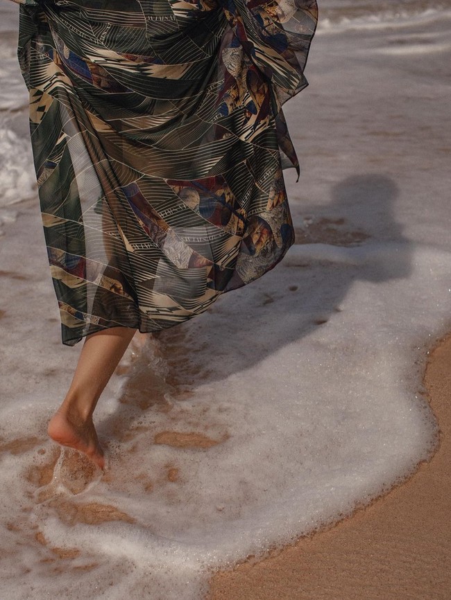 Unggahan Ariel Tatum saat berlibur di Bali itu banjir pujian dari netizen. Bahkan ada yang menyebut bahwa Ariel Tatum memiliki kecantikan yang tak wajar. Udah gak umum cantiknya, tapi masih tinggal di bumi, komentar salah seorang netizen. Foto: dok. Instagram/@arieltatum