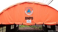 Saat ini Badan Penanggulangan Bencana Daerah (BPBD) Kota Sukabumi telah mendirikan posko pengungsian di lokasi yang paling terkena dampak yaitu di Kampung Tugu, Kelurahan Jayaraksa, Kecamatan Baros.