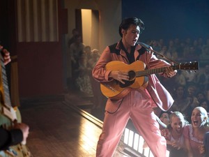 Trailer Elvis Tunjukkan Magnet Austin Butler dan Tom Hanks