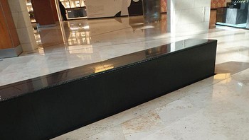 Tempat air mancur ini tampak seperti tempat yang sempurna untuk duduk. Foto: Boredpanda