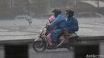 BMKG Prediksi Cuaca Ekstrem Hingga Akhir Pekan