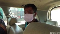Pelaku ditangkap sekitar pukul 11.00 WIB, Jumat (18/2/2022). Pelaku langsung digelandang menuju Mapolsek Pesanggaran.