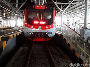 KRL Jogja-Palur Mogok di Ceper Klaten, Ini Penjelasan KCI