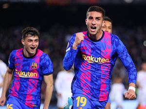 Barcelona Ditahan Imbang Napoli di Camp Nou