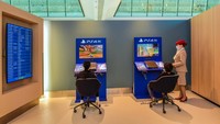 Emirates terbilang selalu membuat hal baru bagi pelanggannya. Sebelum itu, mereka membuat lounge mewah khusus penumpang anak-anak yang terbang sendirian tanpa pendamping.