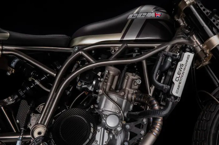 Modifikasi motor CCM Heritage 71
