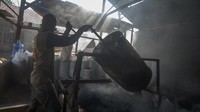 Sebagai informasi, sebanyak 75 persen warganya bekerja sebagai pengolah biji kopi.