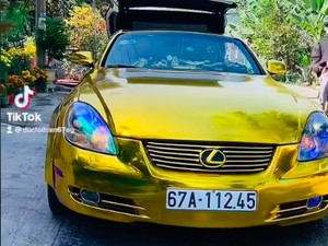 Sukses Jualan Kadal Pengusaha Ini Lapisi Lexus dan Motor dengan Emas