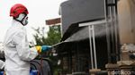 PMI Geber Penyemprotan Disinfektan di Permukiman Warga Bekasi