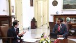 Intip Momen Jokowi Ngobrol Bareng Bos Bank Pembangunan Asia