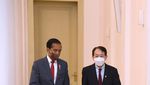 Intip Momen Jokowi Ngobrol Bareng Bos Bank Pembangunan Asia