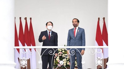 Intip Momen Jokowi Ngobrol Bareng Bos Bank Pembangunan Asia